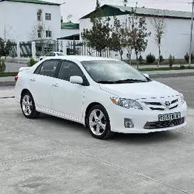 Toyota Corolla 2013