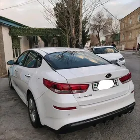 Kia Optima 2020