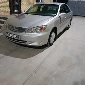 Toyota Camry 2004