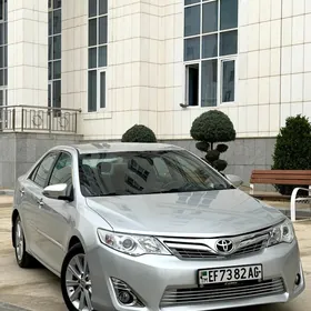 Toyota Camry 2012