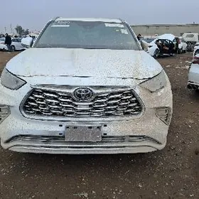 Toyota Highlander 2022