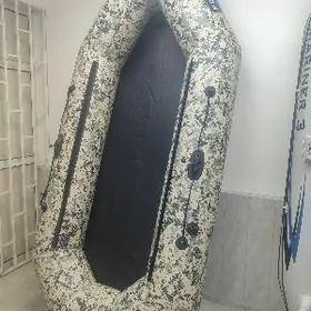 Лодка Фрегат.