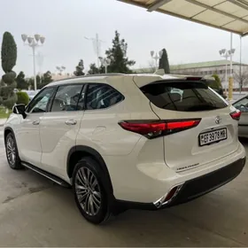 Toyota Highlander 2020