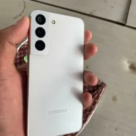 Galaxy S22 8/128