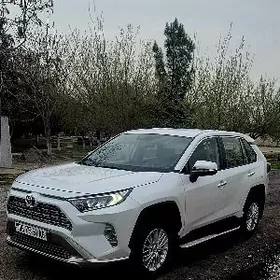 Toyota RAV4 2025