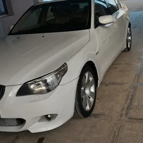BMW E60 2004