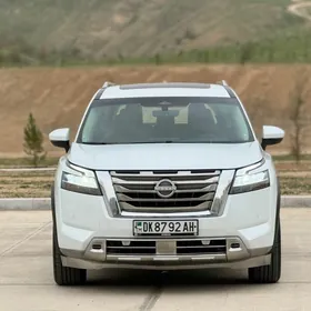 Nissan Pathfinder 2024