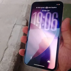 iPhone 11 ozi gyssagly