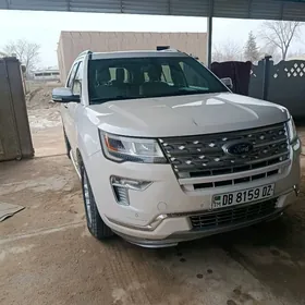 Ford Explorer 2019