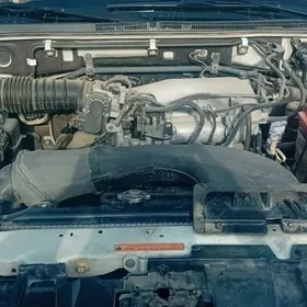 Mitsubishi Pajero 2010