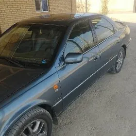 Toyota Camry 2000