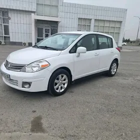 Nissan Versa 2010