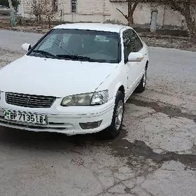 Toyota Camry 1997