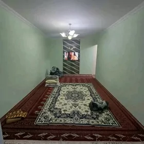 11мкр. 1 в 2 ком. 1 этаж 42м²