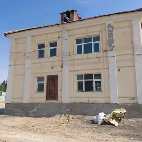 Çoganly Kotedj gyzyl крыша jay