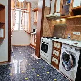 КИМ РАЙОН 2 КОМ 4 ЭТАЖ 