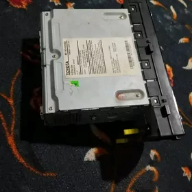 Toyota Corolla telewizor