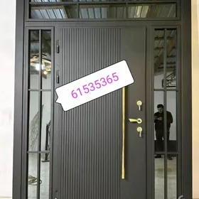 daşky weranda gapylar.