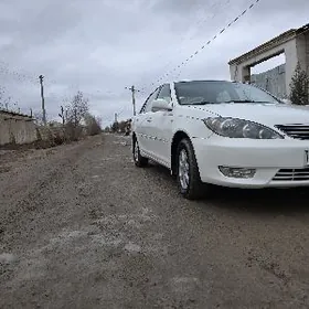 Toyota Camry 2004