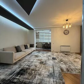 3 ком 90м2  Первомайская