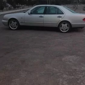 Mercedes-Benz 230E 1996