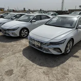 Hyundai Elantra 2026