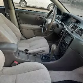 Toyota Camry 1998