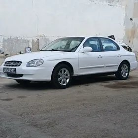 Hyundai Sonata 1999