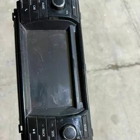 заводской  магнитофон