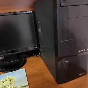 kampyuter + blok + klawiatura