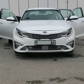Kia Optima 2019