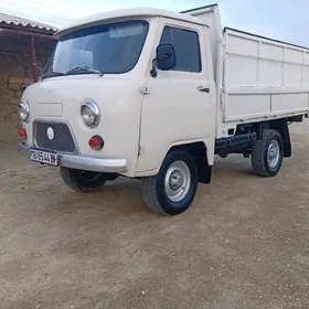 UAZ 452 1987