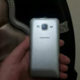 Samsung J2 2016