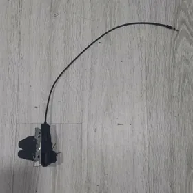 Bagaž zamok mers W212 MORDA