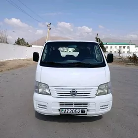 Toyota Hiace 2005