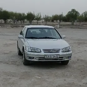 Toyota Camry 2000