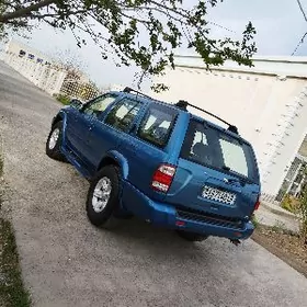 Nissan Pathfinder 2003