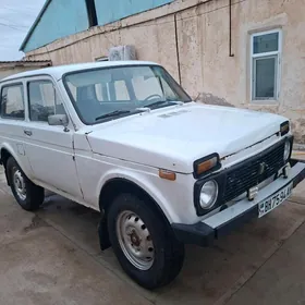 Lada Niva 1984