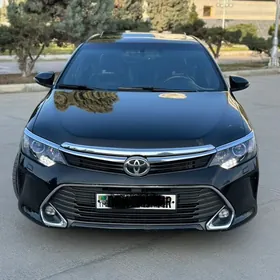 Toyota Camry 2014