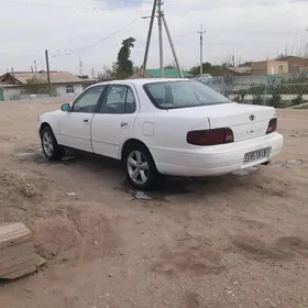Toyota Camry 1996