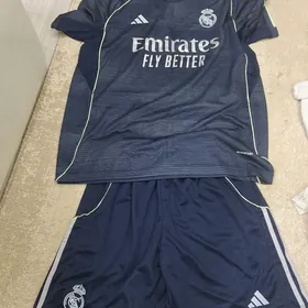 Костюм футбольный