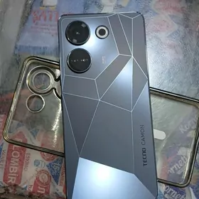 Tehno Camon 20 pro