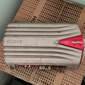 bass bocka usilitel Sony