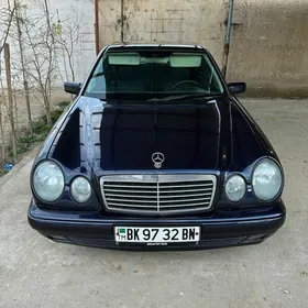 Mercedes-Benz E320 1999