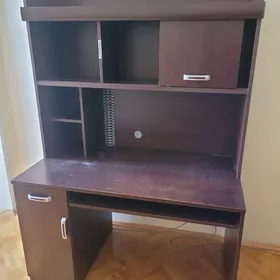 Стол рабочий- писменный