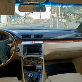 Volkswagen Passat 2006