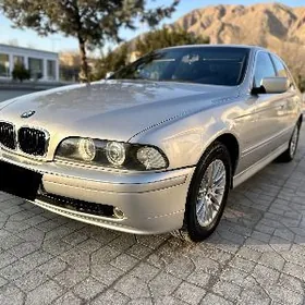 BMW E39 2001
