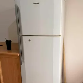 HITACHI холодильник holodilni