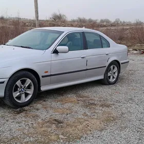 BMW E39 1998
