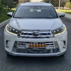 Toyota Highlander 2017